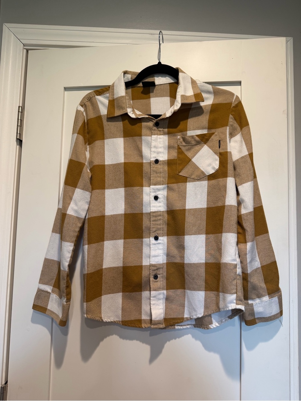 Hurley Kids Buffalo Check Button-Down Shirt in Tan & White